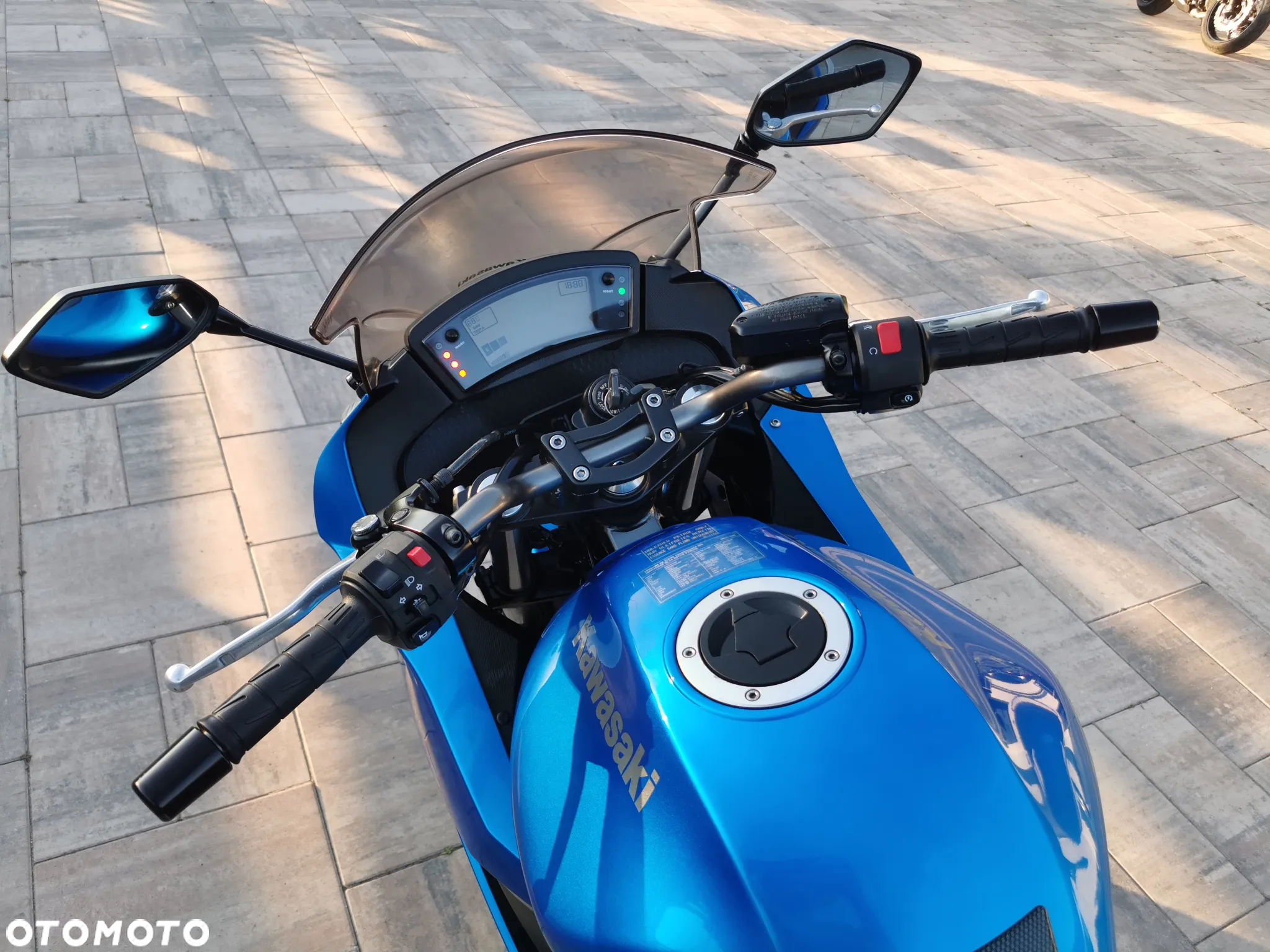 Kawasaki ER - 15