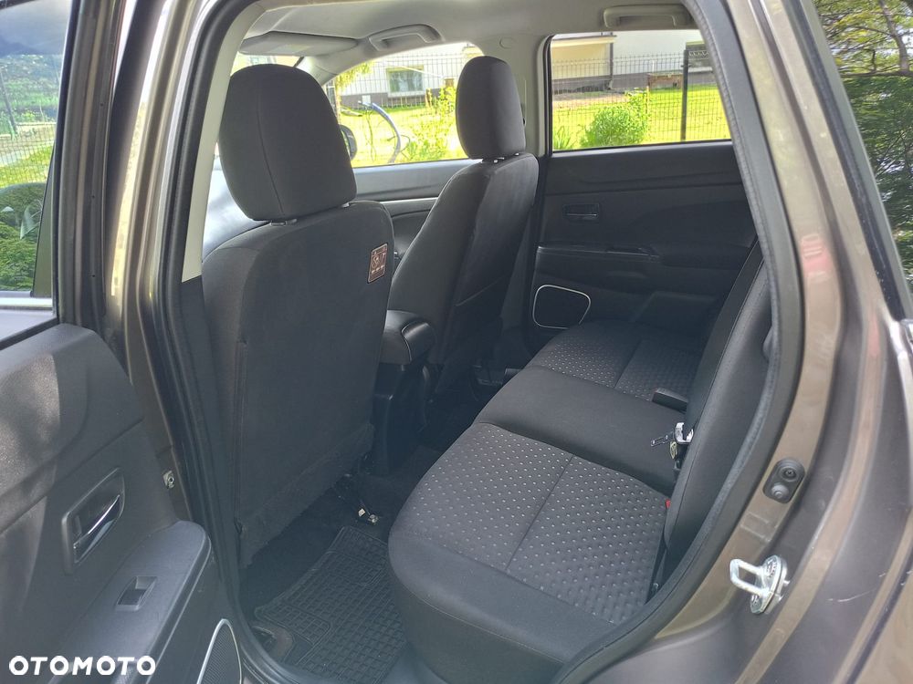 Mitsubishi ASX 1.8 DI-D 2WD Intro Edition - 22