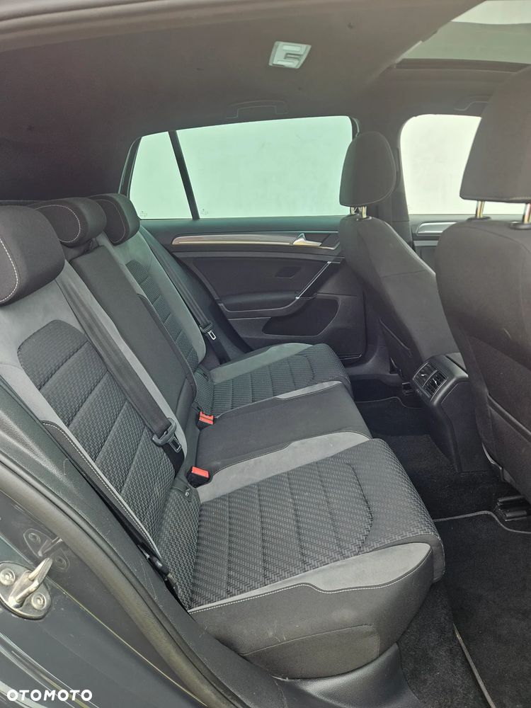 Volkswagen Golf 2.0 TDI SCR DSG R-Line - 14