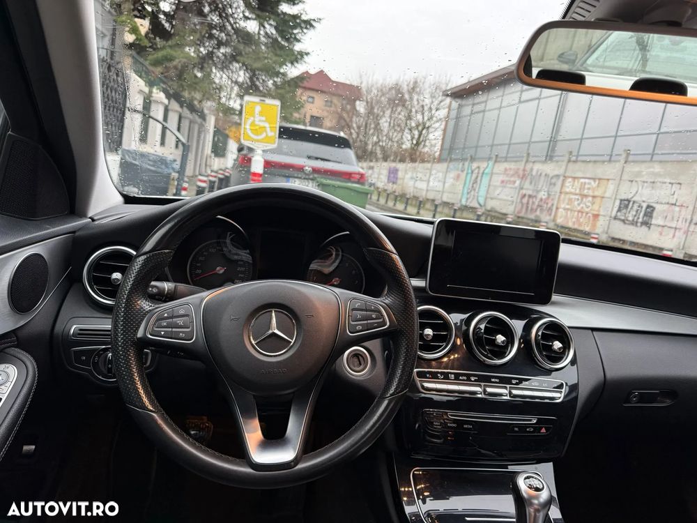 Mercedes-Benz C 180 - 5