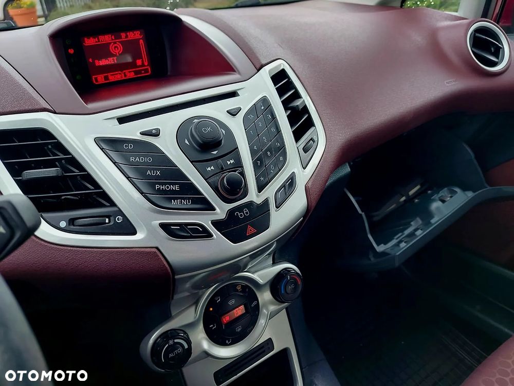 Ford Fiesta 1.25 Titanium - 27