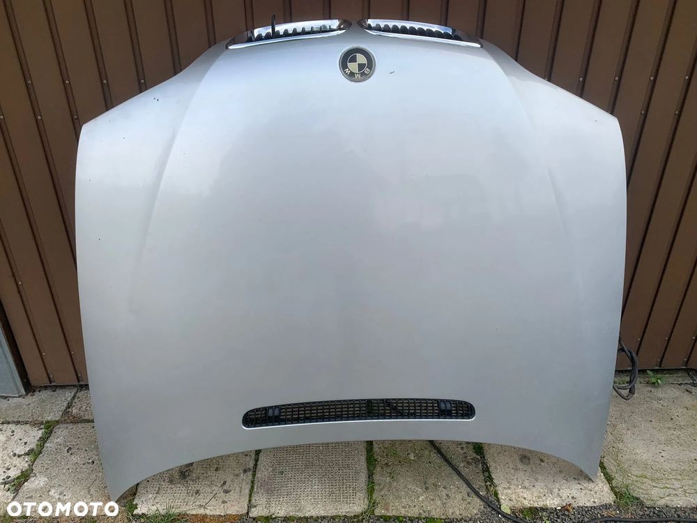 BMW E46 LIFT MASKA POKRYWA SILNIKA SREBRNA CZARNY EMBLEMAT CHROMOWANE KRATKI - 1