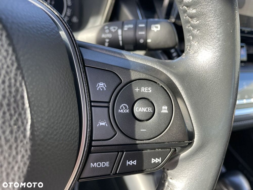Toyota Corolla 1.8 Hybrid Comfort - 23