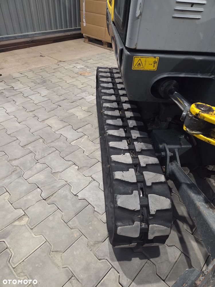 Wacker Neuson ET 18D - 8