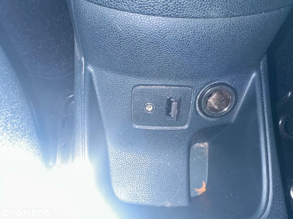 Ford Fiesta 1.4 Titanium - 30