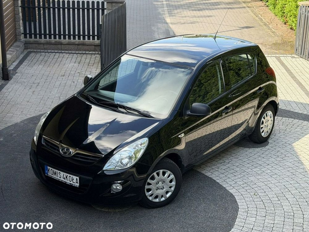 Hyundai i20 - 17