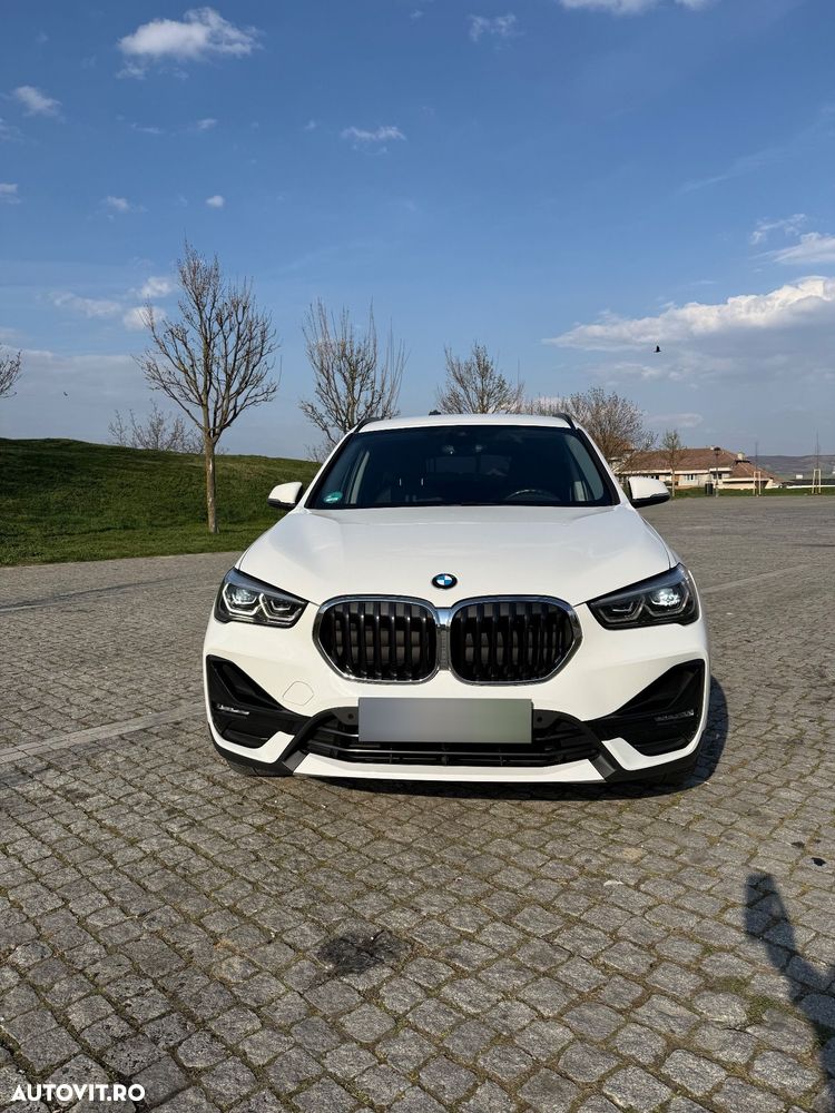 BMW X1 xDrive20d Aut. Sport Line - 2