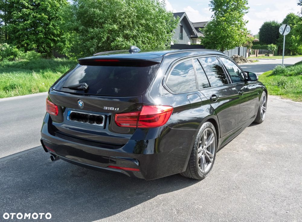 BMW Seria 3 318d M Sport Shadow - 5