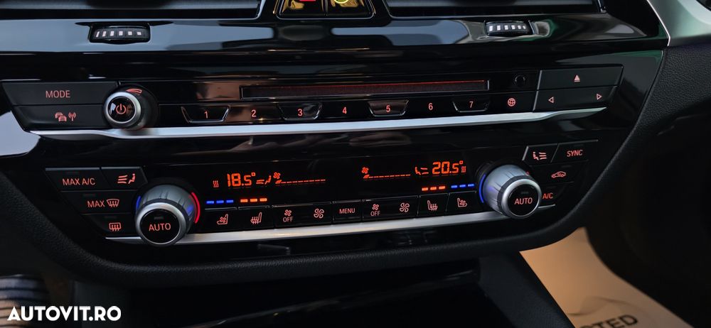 BMW Seria 5 520d xDrive Aut. Luxury Line - 19