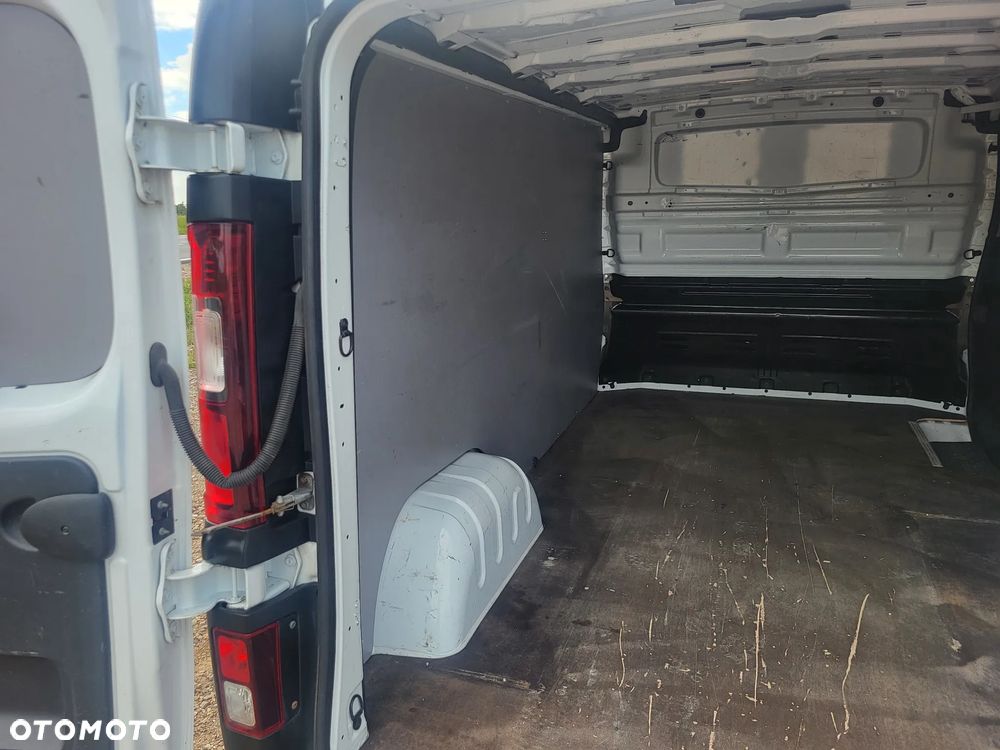 Opel Vivaro - 29