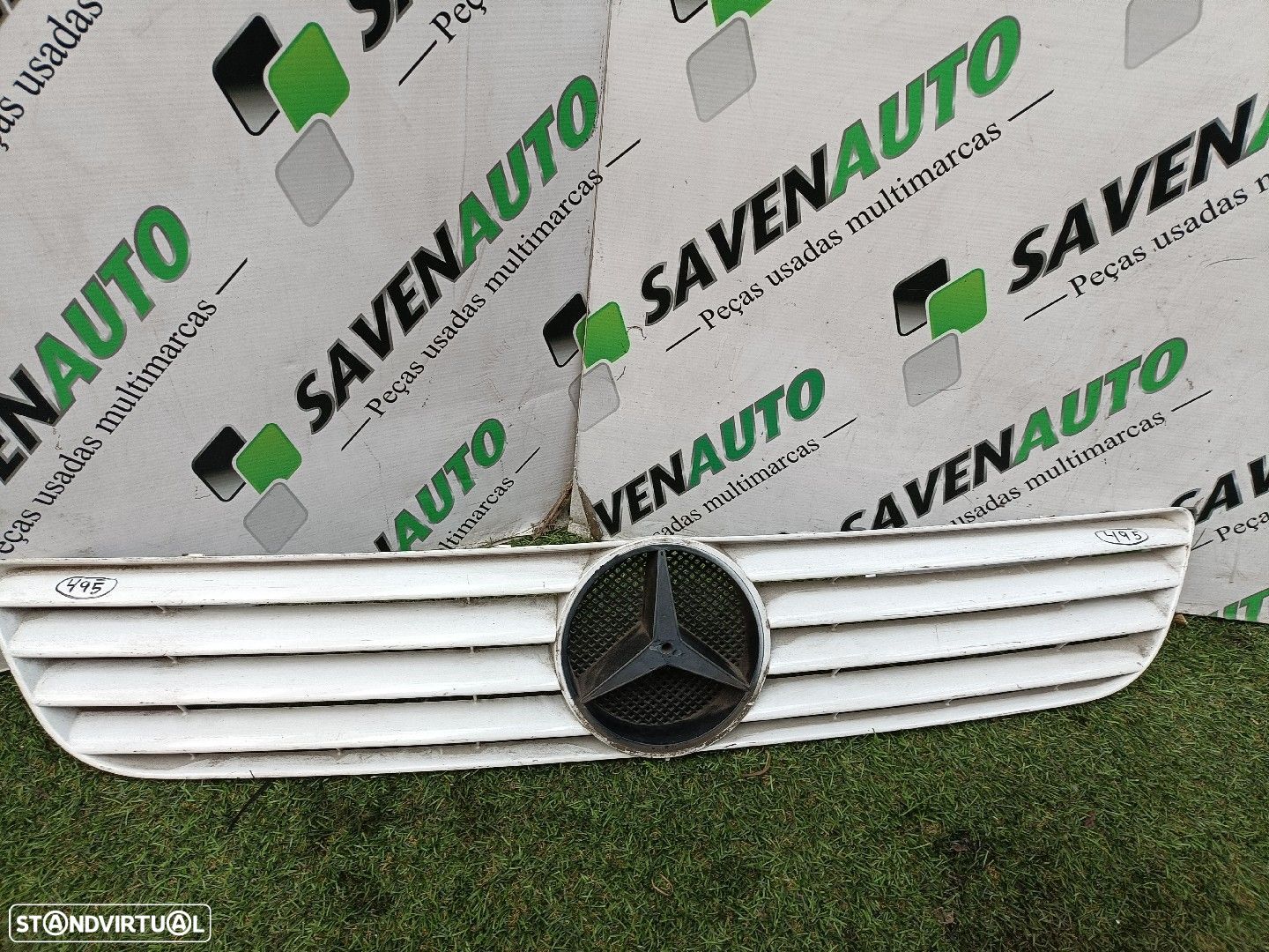 Grelha Frente / Frontal Mercedes-Benz Vito Caixa (638) - 1