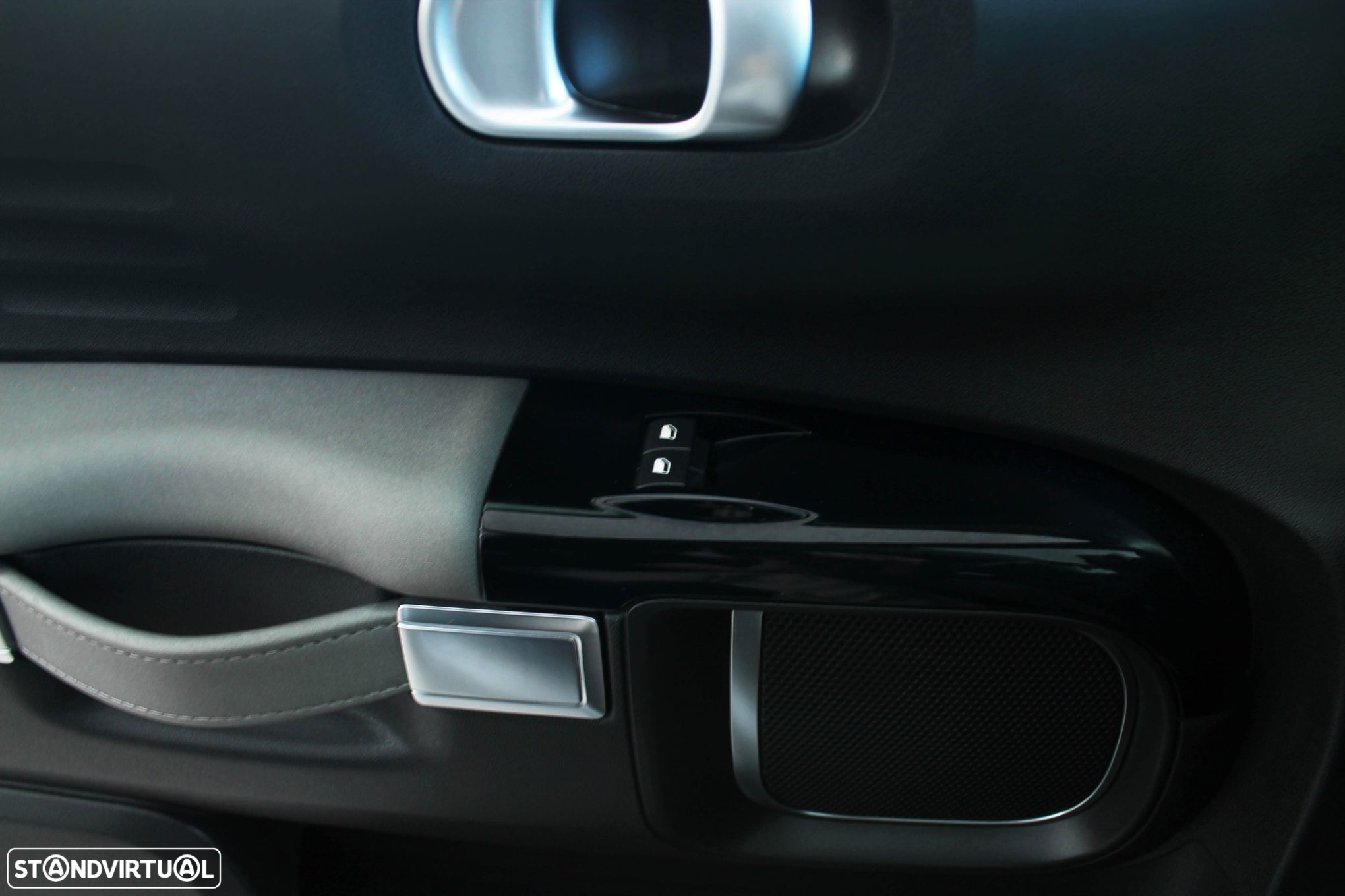 Citroën C4 Cactus 1.5 BlueHDi Shine - 26