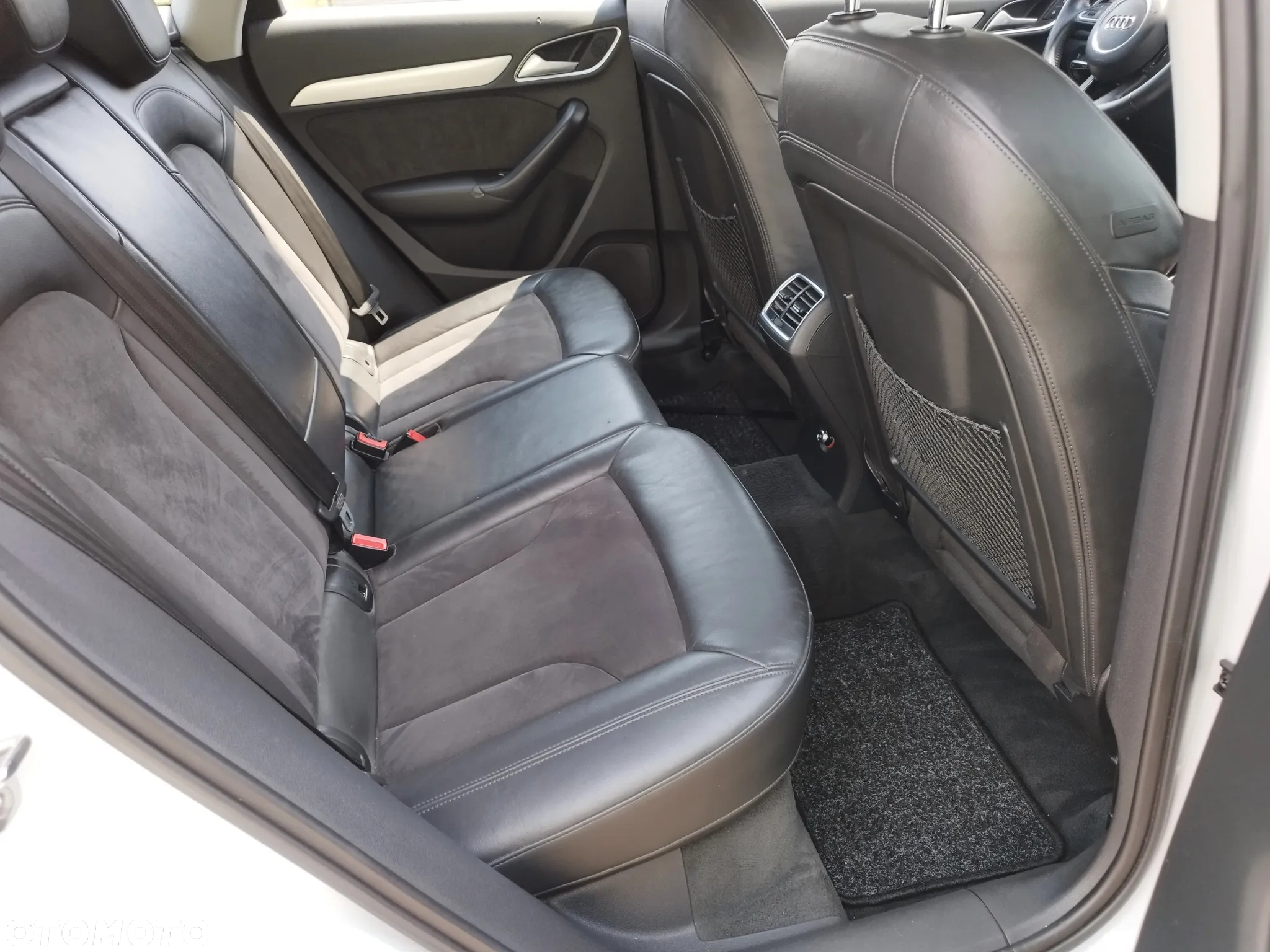 Audi Q3 2.0 TDI Quattro S tronic - 23