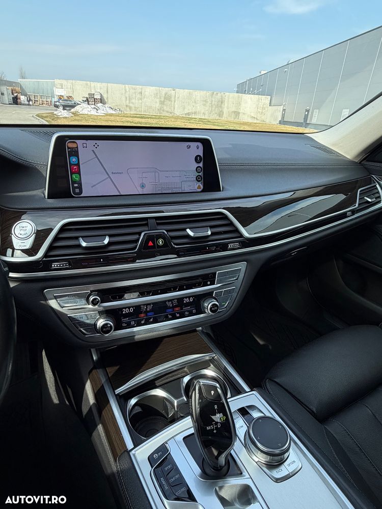 BMW Seria 7 740Ld xDrive - 14