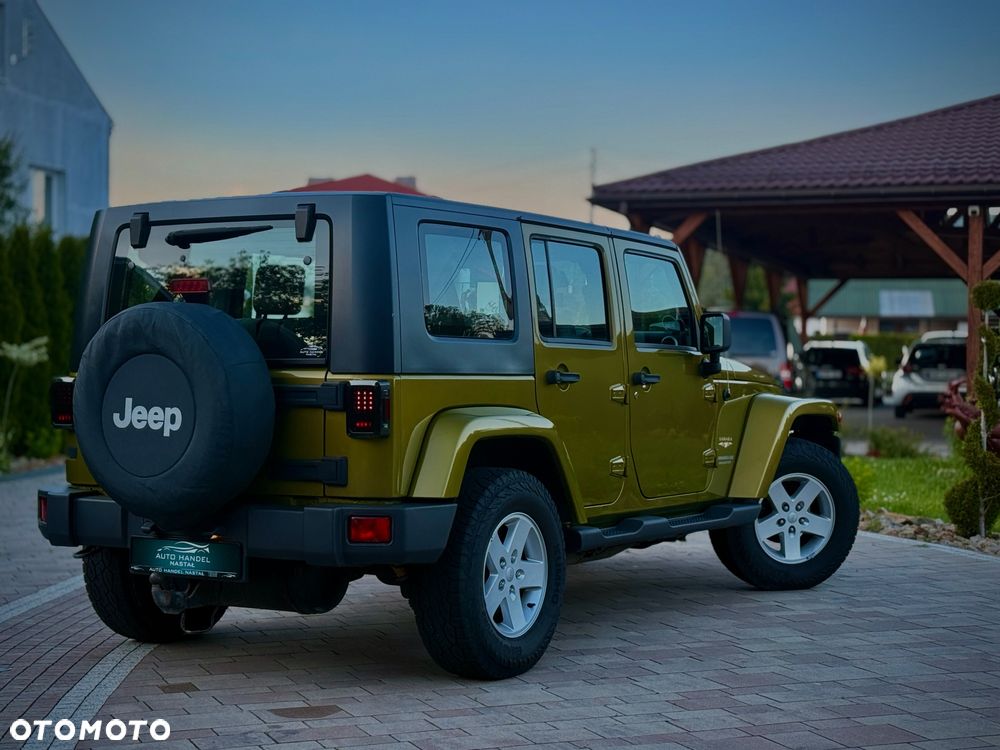 Jeep Wrangler Unlimited 3.8 Sahara - 11