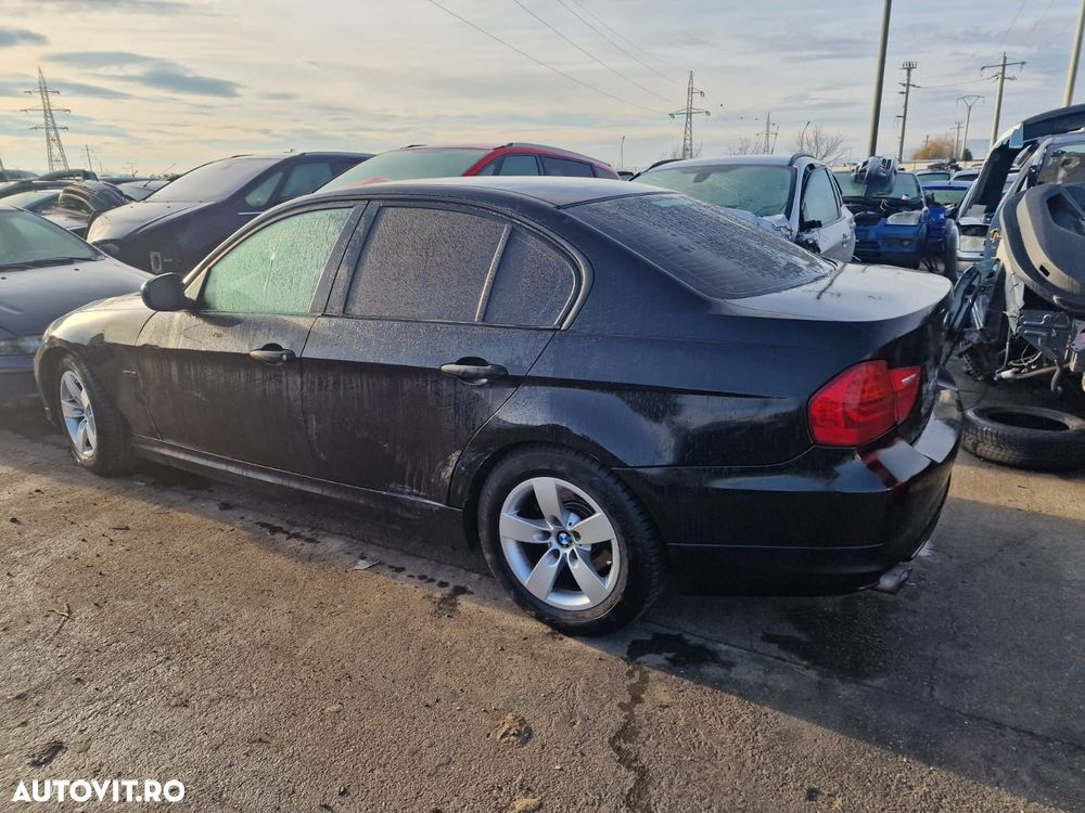 Dezmembram BMW E90 Facelift 2011 2.0d N47D20C Manual - 3