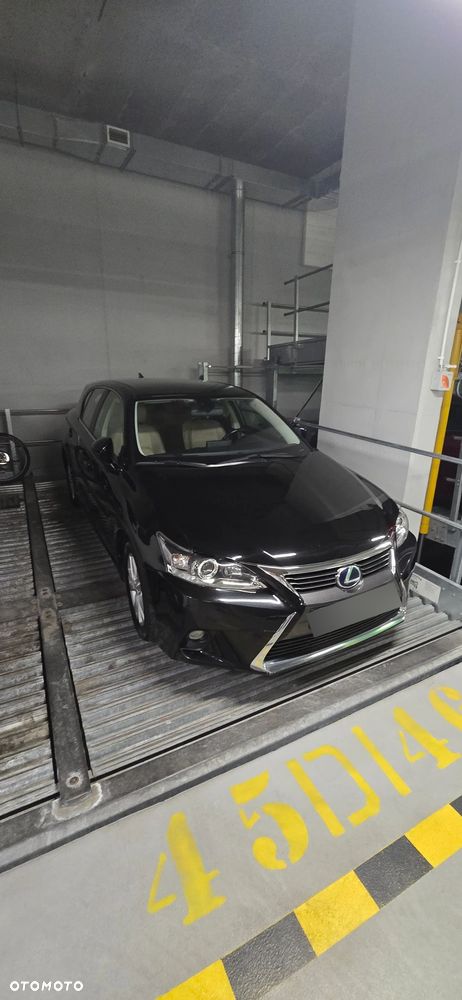 Lexus CT 200h Elite - 9