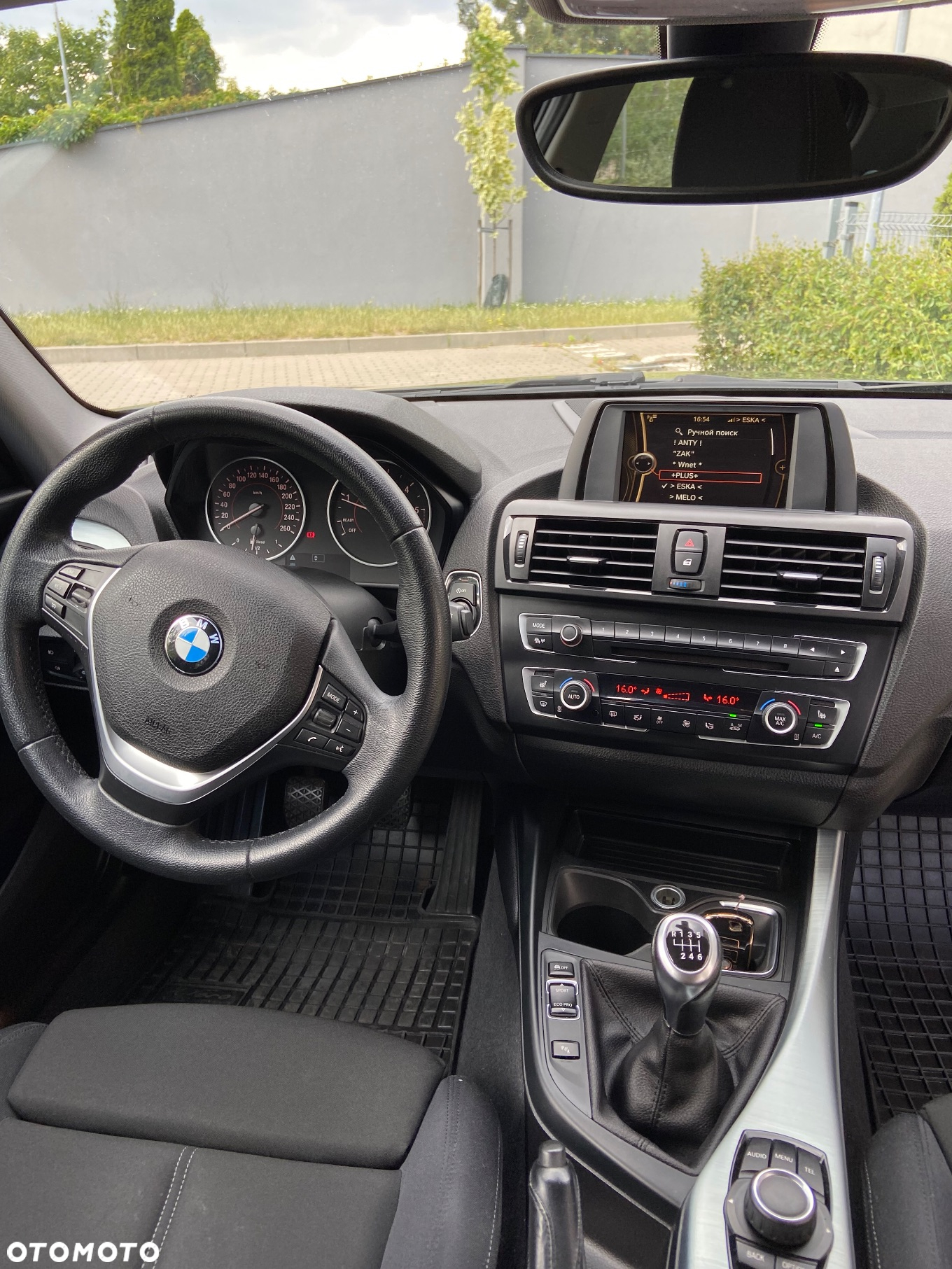 BMW Seria 1 120d - 10