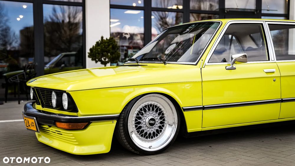 BMW Seria 5 - 12