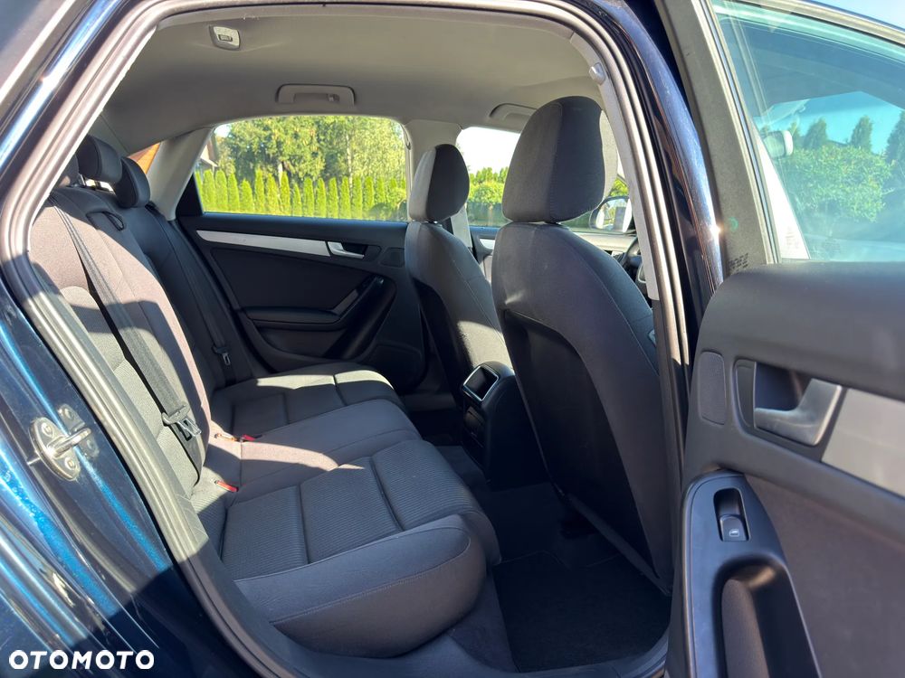 Audi A4 Limousine 2.0 TFSI Ambiente - 35