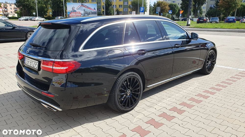 Mercedes-Benz Klasa E 200 9G-TRONIC - 4