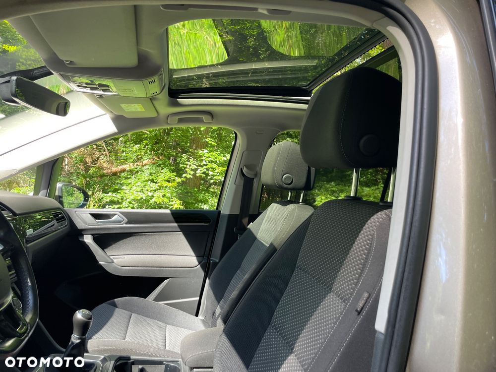 Volkswagen Tiguan - 17