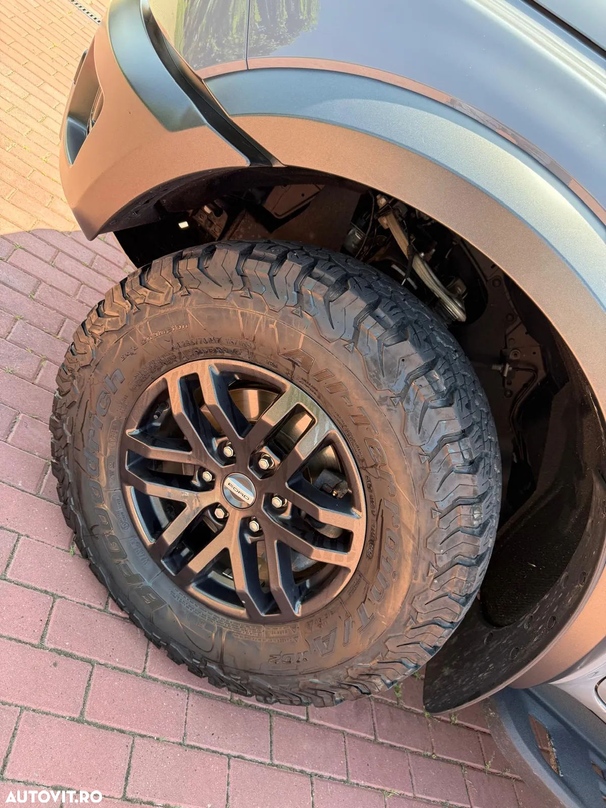 Ford Raptor - 6