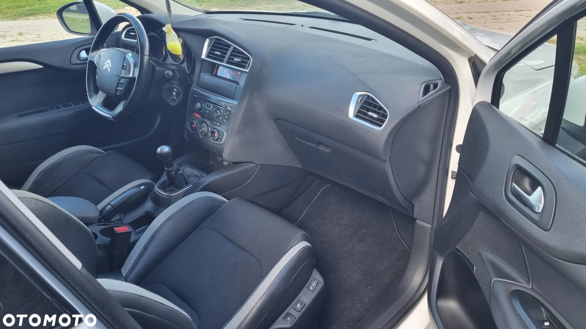 Citroën C4 - 12