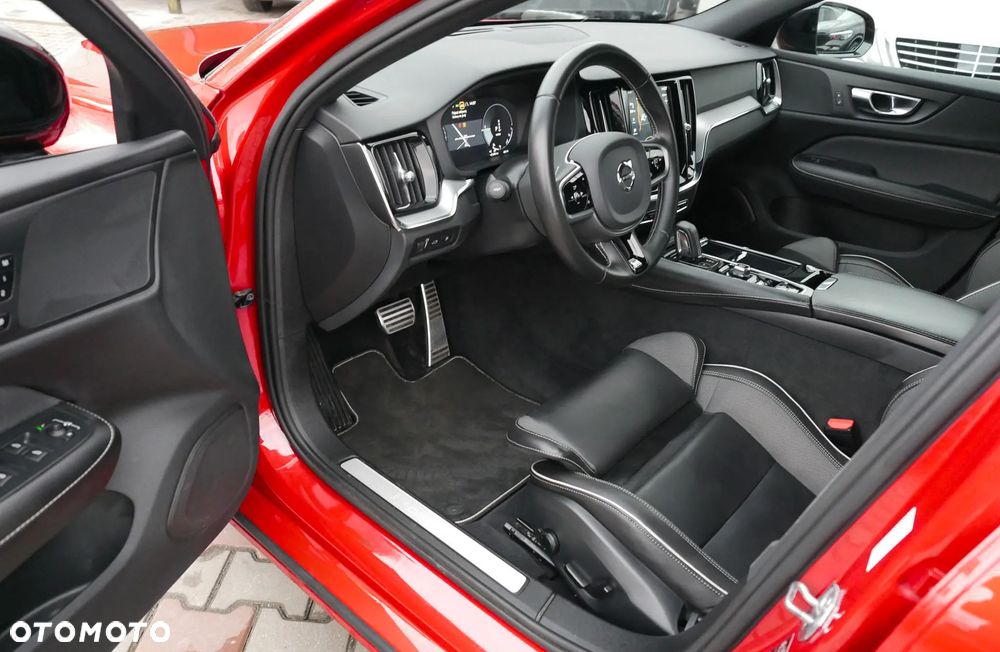 Volvo S60 T8 Recharge AWD Geartronic RDesign - 11