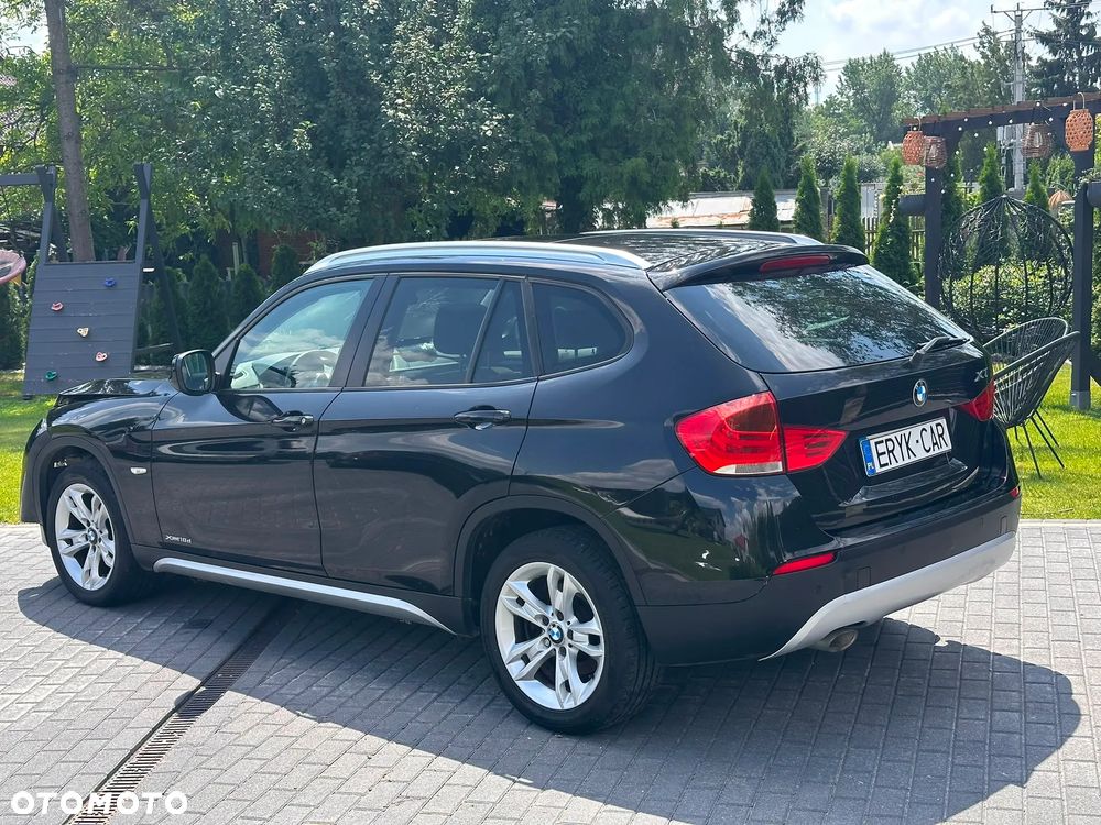 BMW X1 xDrive18d Sport Line - 1