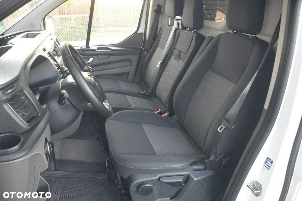 Ford Transit Custom - 15