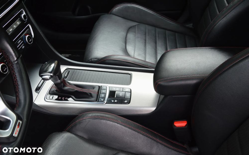 Kia Optima - 17