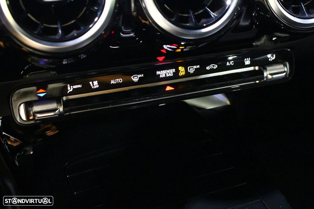Mercedes-Benz CLA 250 e Progressive - 30