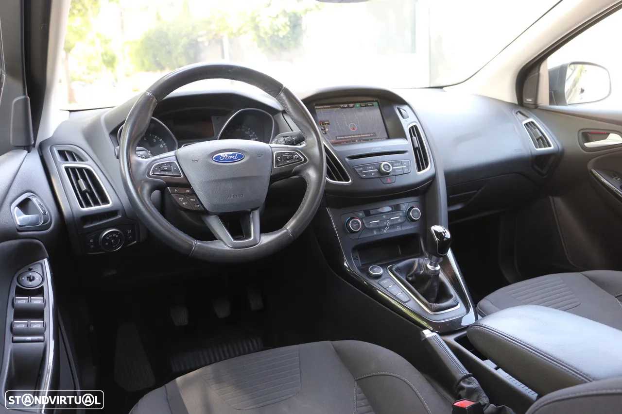 Ford Focus 1.0 SCTi Titanium - 9