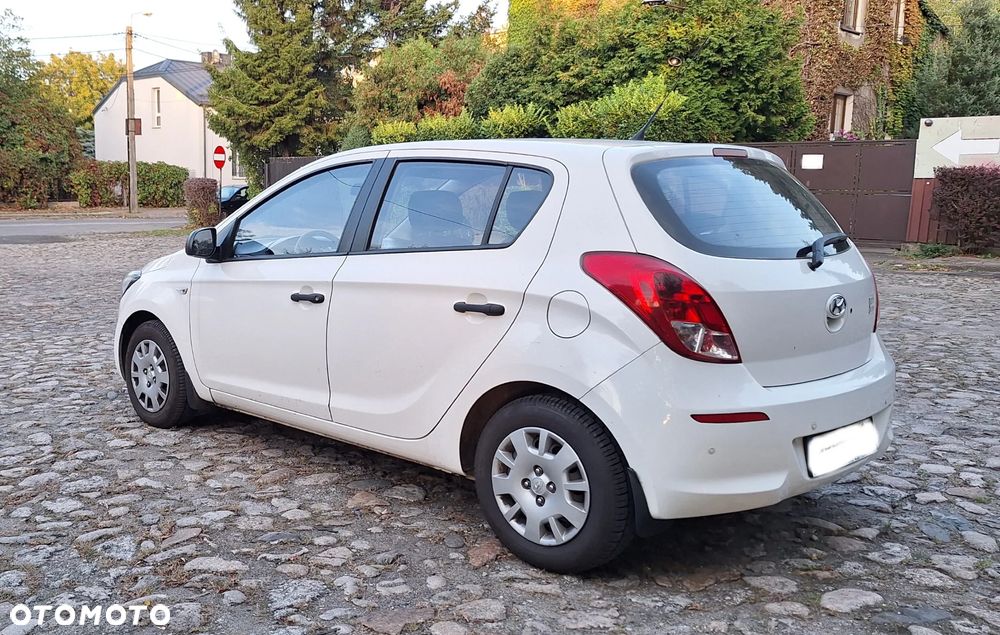 Hyundai i20 1.1 CRDi Comfort - 4