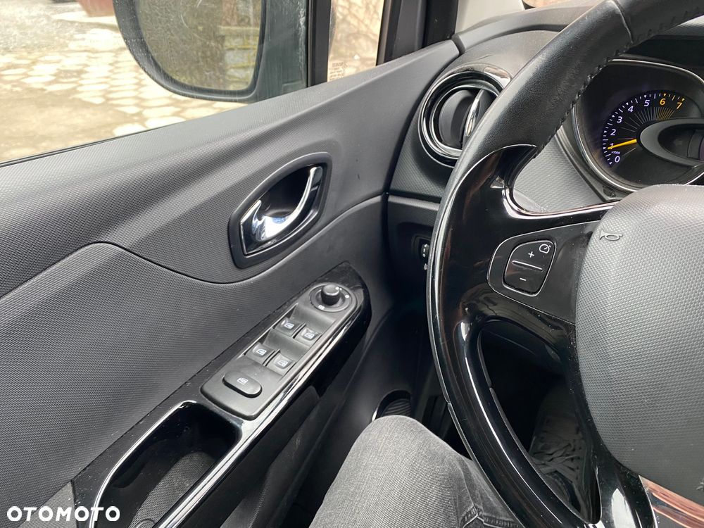 Renault Captur (ENERGY) TCe 90 BOSE EDITION - 15