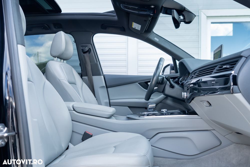 Audi Q7 - 11