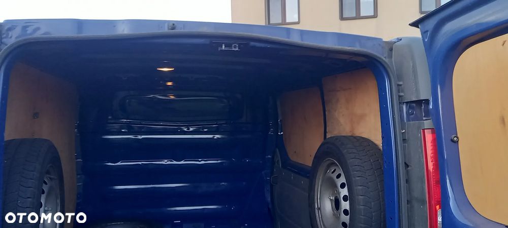 Opel Vivaro - 5