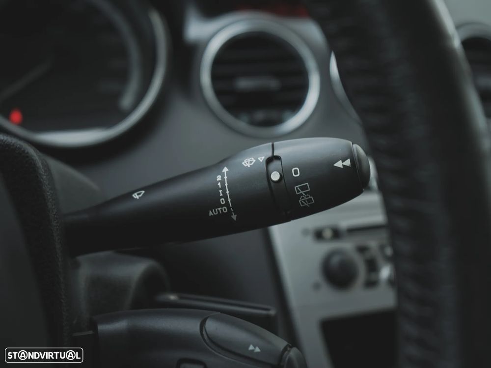 Peugeot 308 1.6 HDi Premium - 15