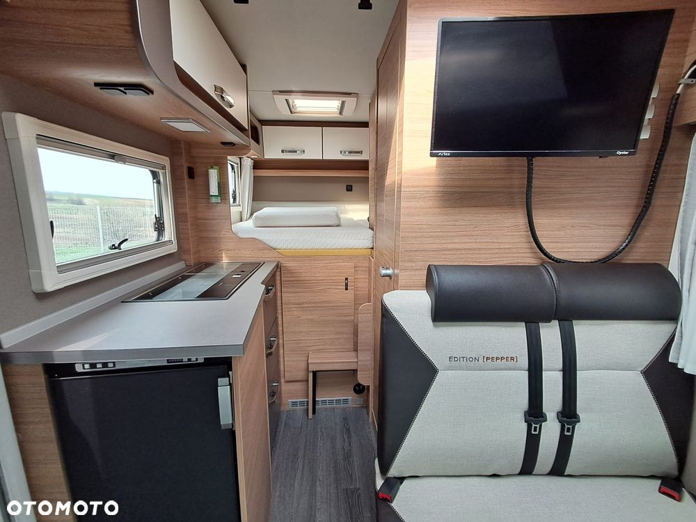 Weinsberg X-Cursion 500 MQ 2 osobne łóżka  4 osoby Wersja Zimowa  FV23% - 26