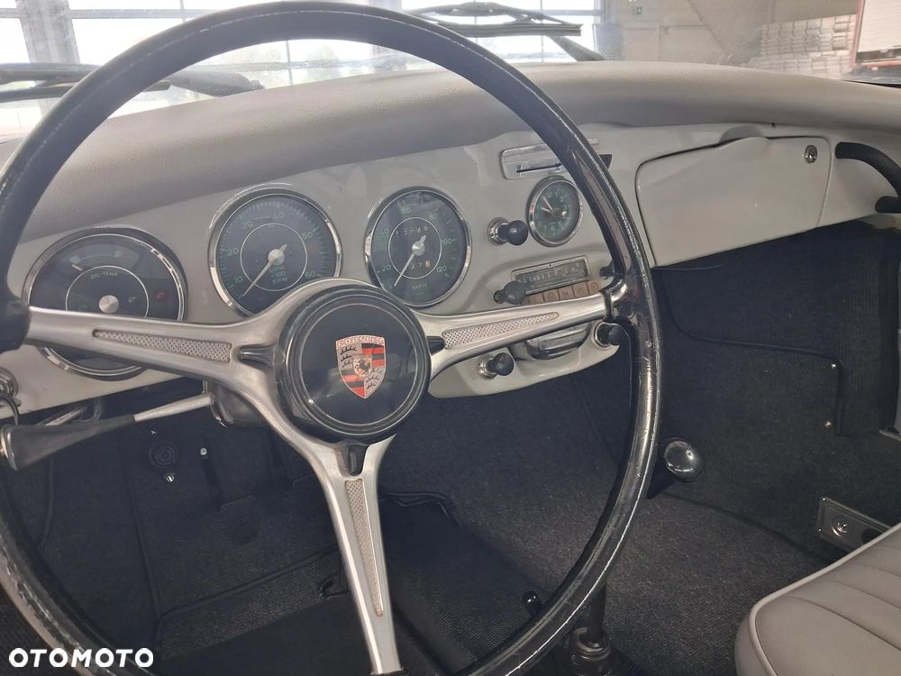 Porsche 356 - 16