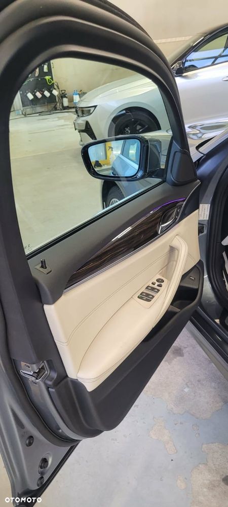 BMW Seria 5 520d xDrive mHEV M Sport sport - 11