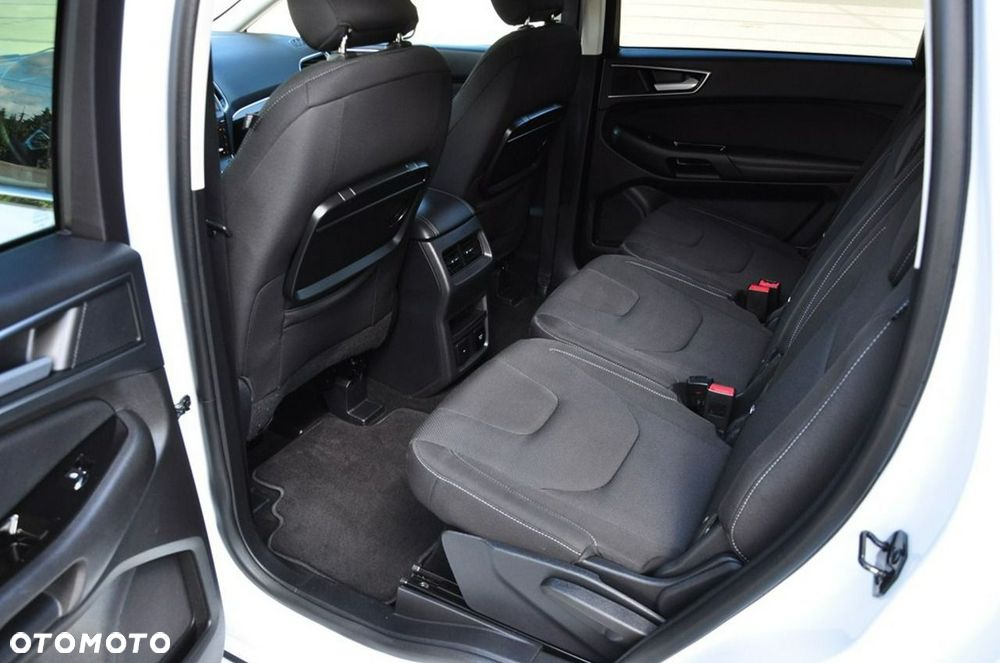 Ford S-Max - 24