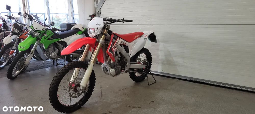 Honda CRF - 10