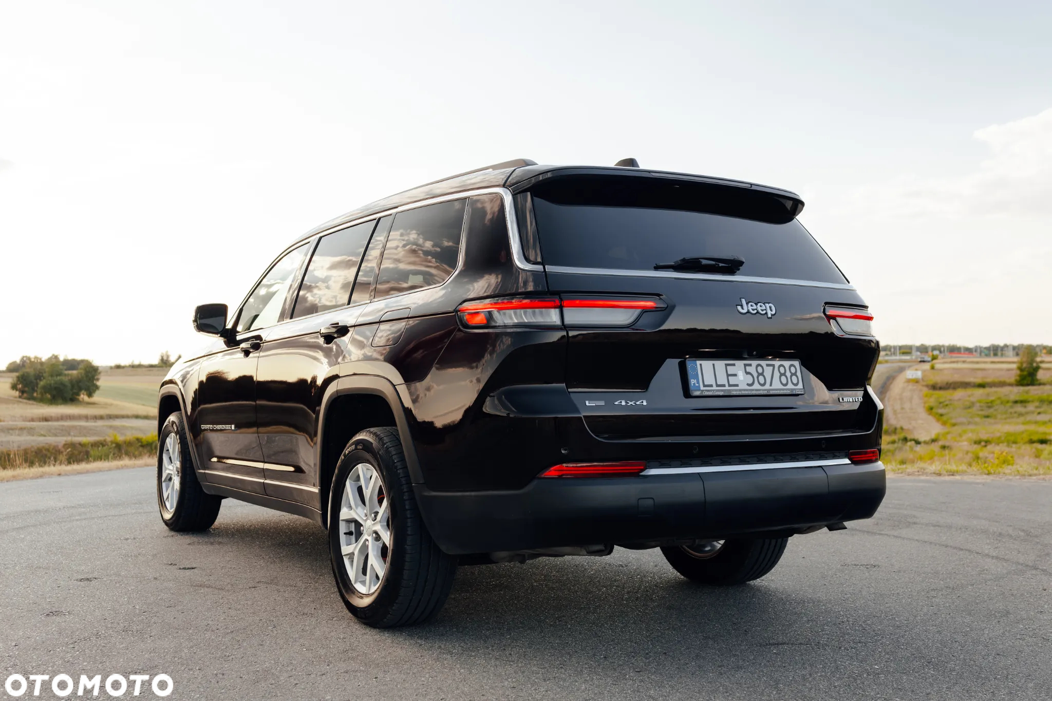 Jeep Grand Cherokee - 10