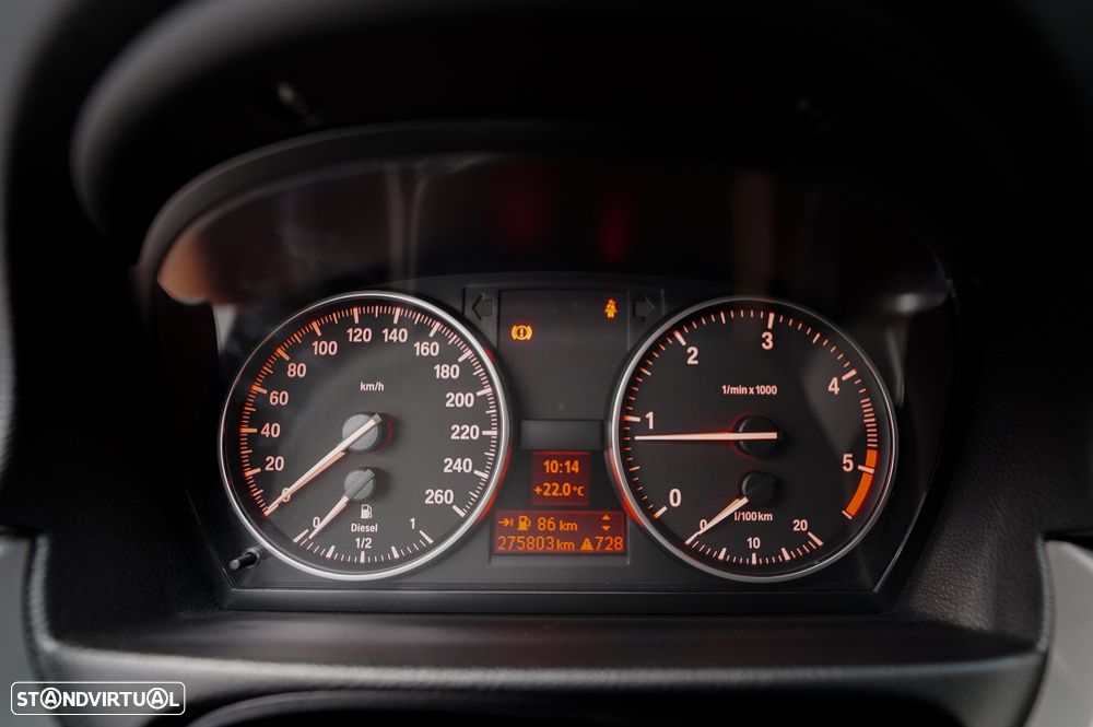 BMW 320 d - 17