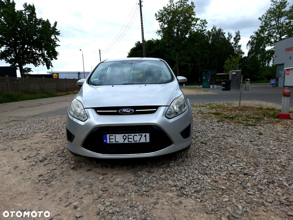 Ford Grand C-MAX - 10