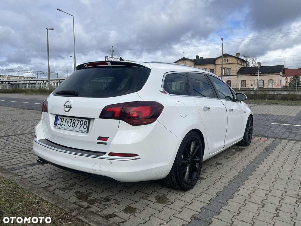 Opel Astra 1.4 Turbo Cosmo - 8