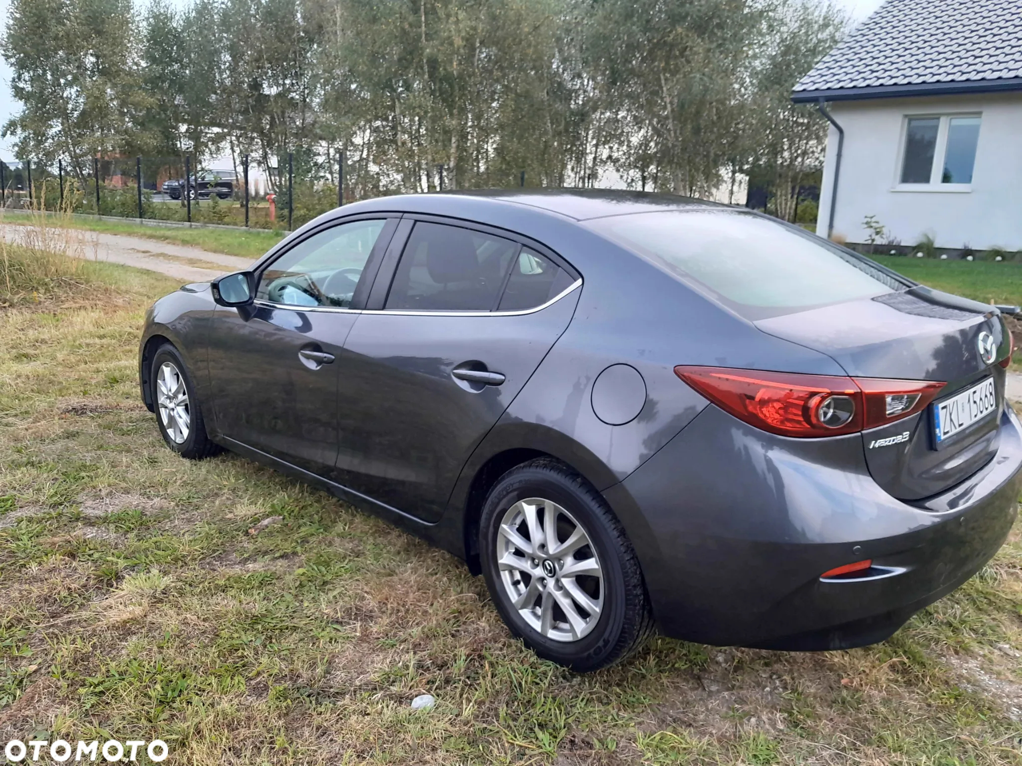Mazda 3 - 8