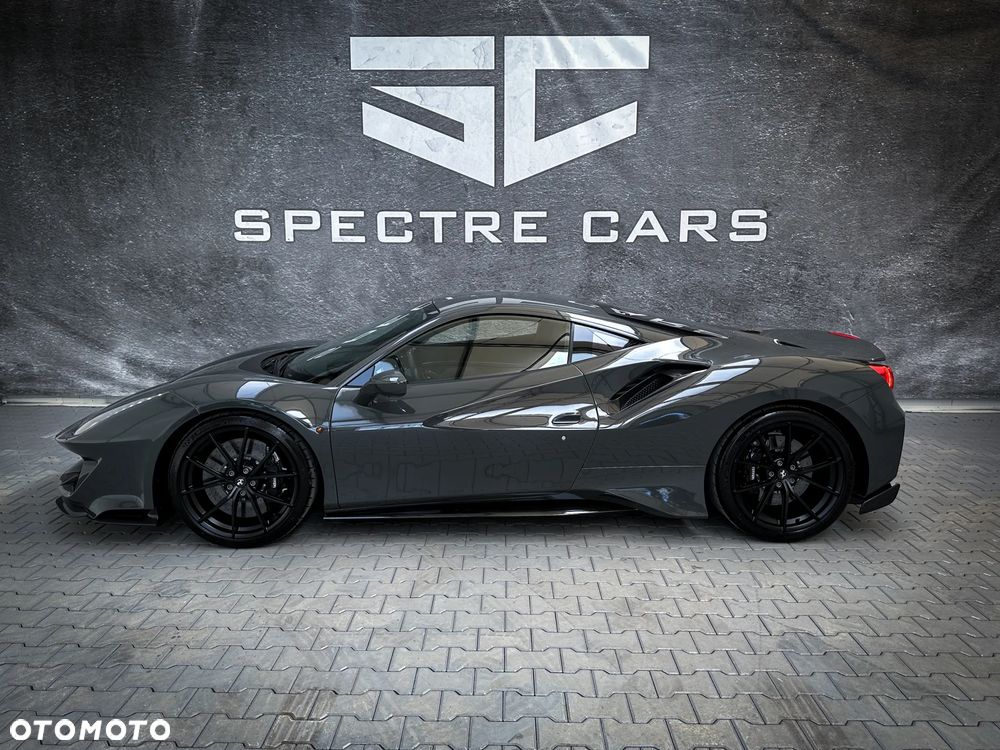 Ferrari 488 Pista - 5
